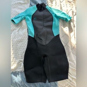 Oneill Women’s Reactor 2mm Shorty Wetsuit